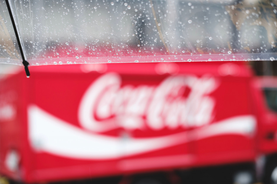 Coca-Cola: globalne wolumeny spadły o 25% od tego miesiąca; fot. unsplash.com Coca-Cola: Koronawirus mocno wpłynie na wyniki II kwartału i całego 2020 roku
