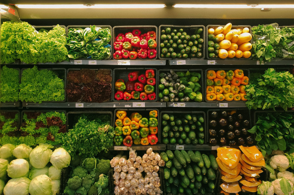 Grupy producentów oraz dystrybutorzy owoców i warzyw apelują o pomoc; fot. unsplash.com Grupy producentów oraz dystrybutorzy owoców i warzyw apelują o pomoc