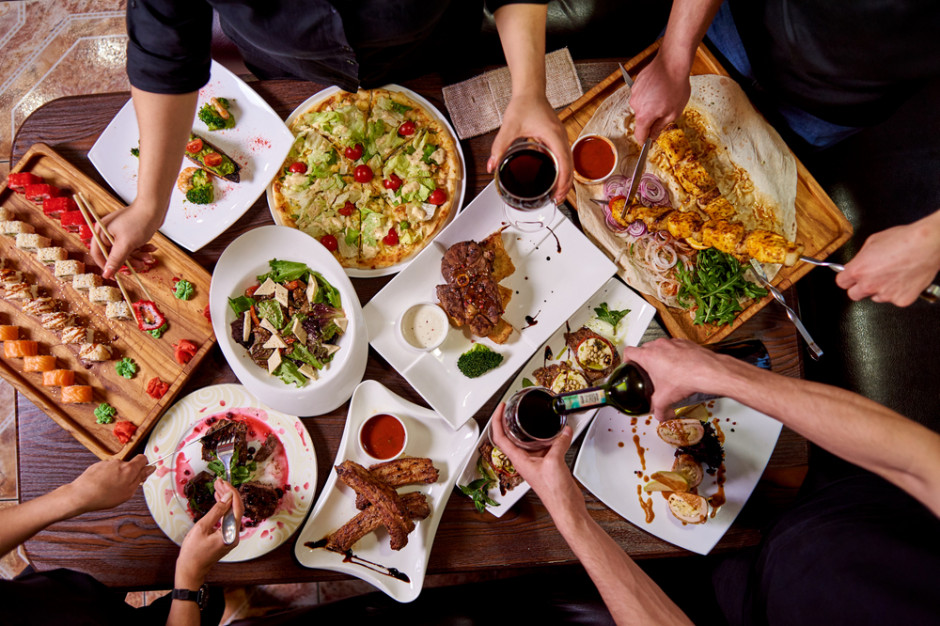 W trzecim etapie odmrażania uruchomienie branży gastronomicznej, fryzjerskiej i kosmetycznej fot. Shutterstock Semeniuk: planujemy odmrożenie branży gastronomicznej, fryzjerskiej i kosmetycznej