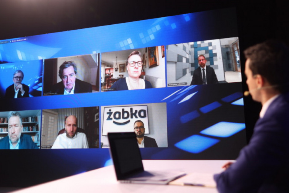 Mniej globalizacji, więcej cyfryzacji i długów - takie zmiany w gospodarkach przyniesie pandemia - oceniają uczestnicy EEC Online EEC Online: Pandemia spowoduje wzrost gospodarki cyfrowej