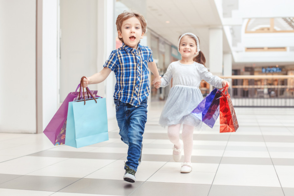 fot. Shutterstock Piontkowski dla SE: Dzieci bezpieczniejsze w szkole niż w galerii handlowej
