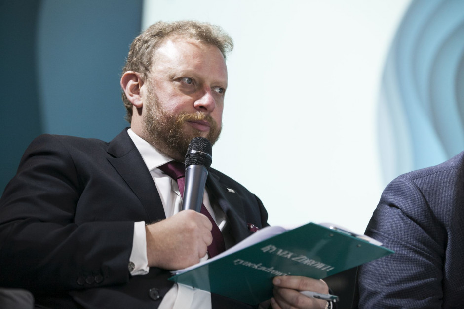 Łukasz Szumowski: Epidemia się nie skończyła i nie skończy się szybko. Będziemy mieli ogniska, to tu, to tam, pojawiające się, najczęściej w zakładach pracy. fot. PTWP Szumowski: Epidemia się nie skończyła i nie skończy się szybko