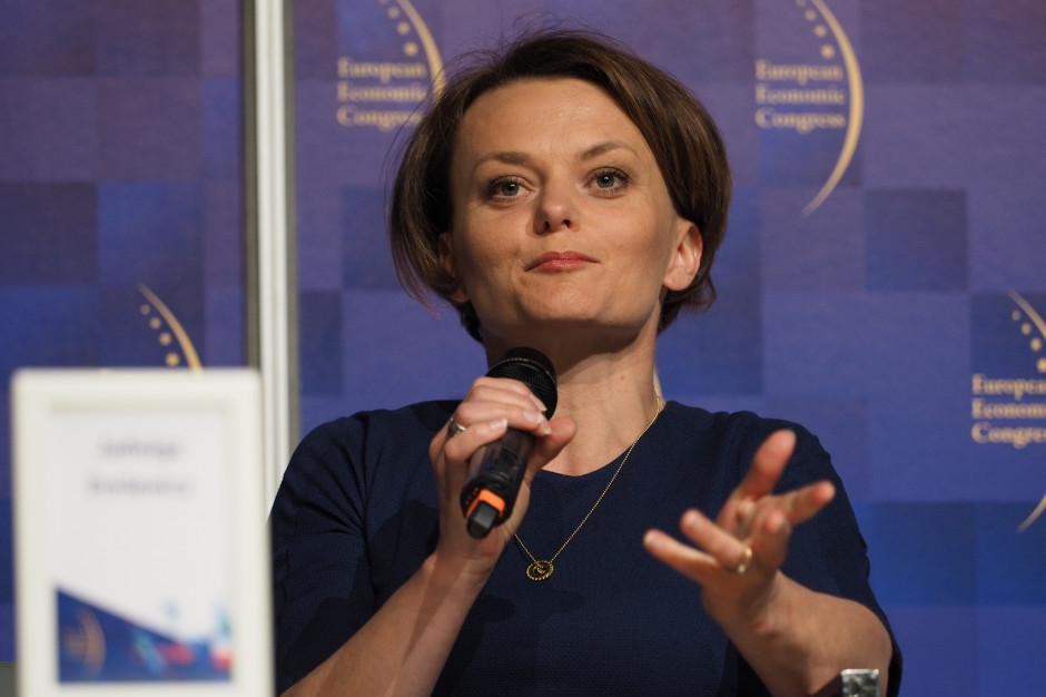 Jadwiga Emilewicz: Prowadzenie działalności gospodarczej znowu się w Polsce opłaca, fot. PTWP Emilewicz: Zaczynamy widzieć efekty odmrażania gospodarki