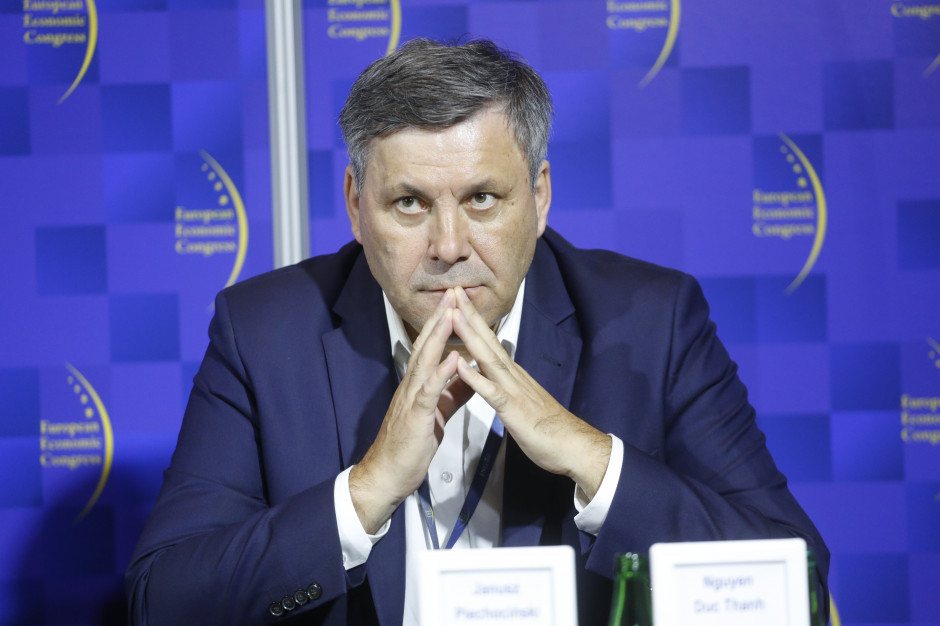 Singapur jest najbardziej stabilnym państwem Azji Południowo-Wschodniej - mówi Janusz Piechociński. fot. PTWP Piechociński: Singapur jest logistyczno-handlową bramą do Azji