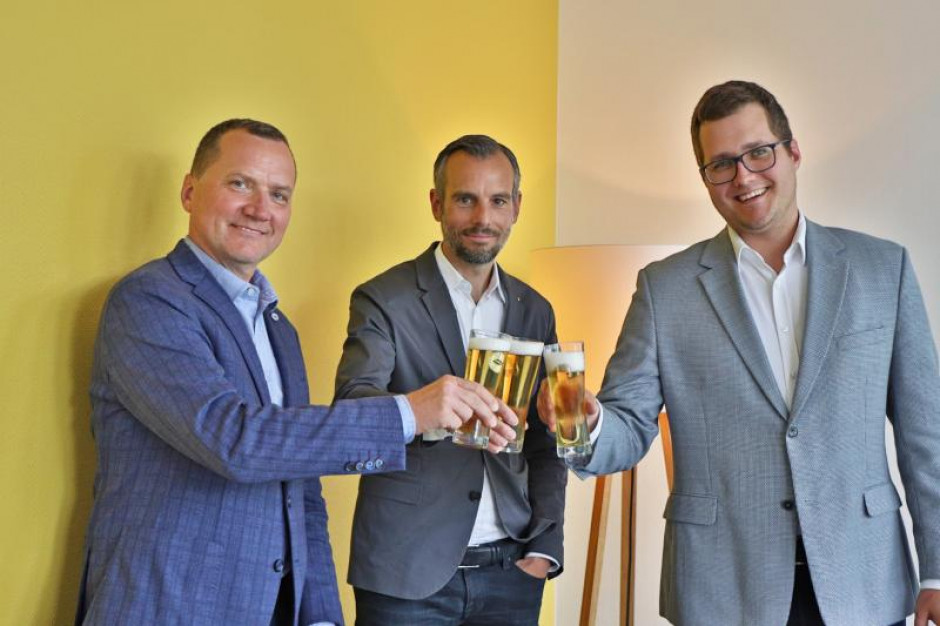 fot. za Jakub Gromek/LinkedIn Mazurska Manufaktura podpisała umowę na instalację warzelni piwa