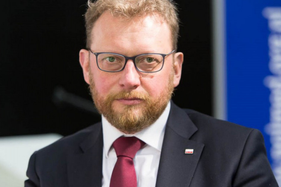 Łukasz Szumowski, minister zdrowia MZ wprowadza dodatkowe obostrzenia w 19 powiatach z największym przyrostem zakażeń