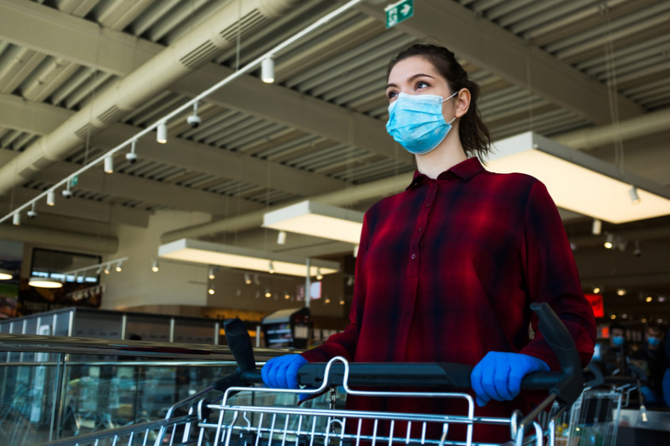 Firmy trzymają reżim ale obawiają się drugiej fali/ fot. shutterstock Firmy trzymają reżim. Jednak obawiają się drugiej fali