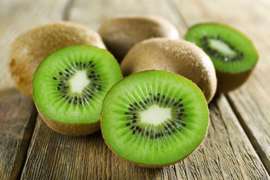 fot. shutterstock Włochy: Regionalna produkcja kiwi poważnie zagrożona