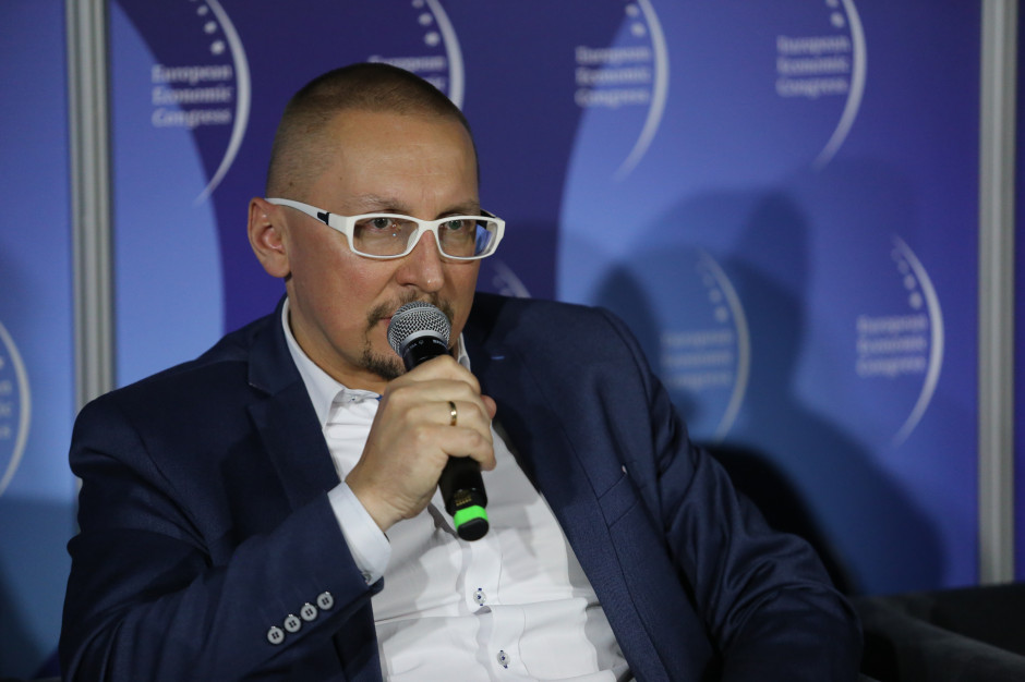 Mateusz Kowalewski, prezes firmy Hortimex wskazuje, że podatek cukrowy nie zmieni preferencji konsumentów. fot. PTWP Podatek cukrowy jest wycelowany w producentów napojów, a nie nawyki konsumentów