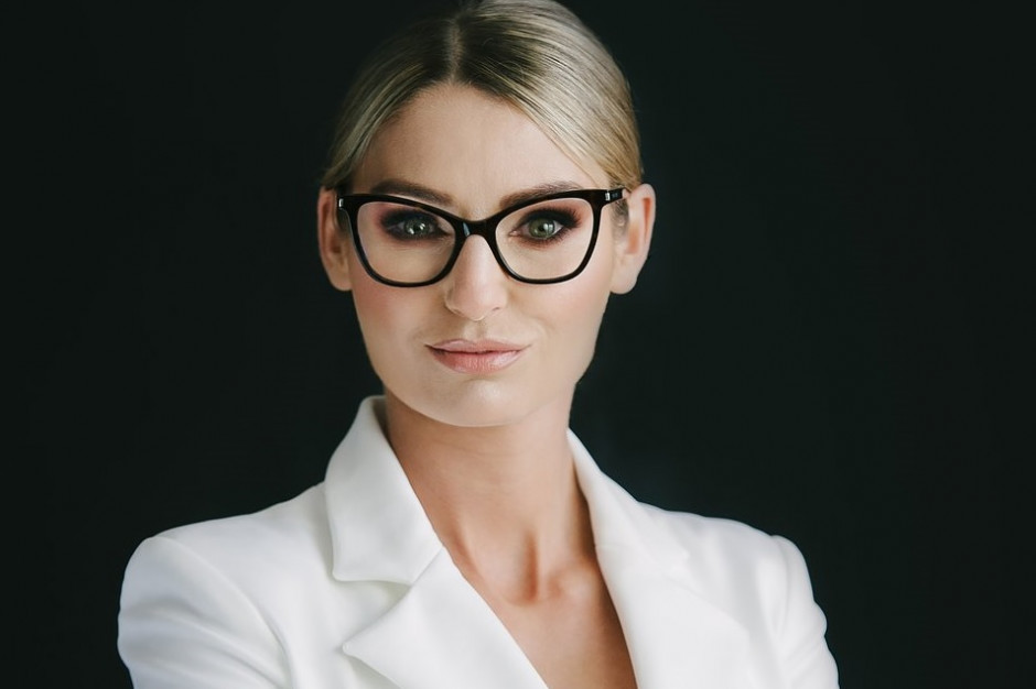 Barbara Woźniak: Znoszenie jaj jest funkcją rozrodczą i w momencie poczucia zagrożenia kura przestaje je produkować. fot. mat. pras. Fermy Woźniak: Kura w klatce żyje z poszanowaniem jej dobrostanu