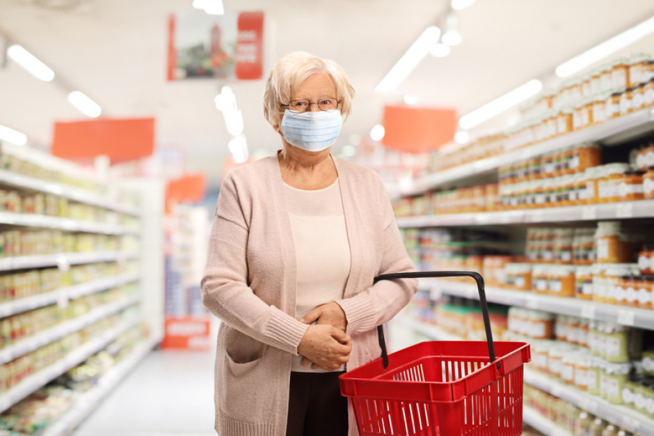 Polska Izba Handlu: Osoby starsze potrzebują wsparcia, ale godziny dla seniorów paraliżują pracę sklepów, fot. shutterstock PIH: Osoby starsze potrzebują wsparcia, ale godziny dla seniorów paraliżują pracę sklepów