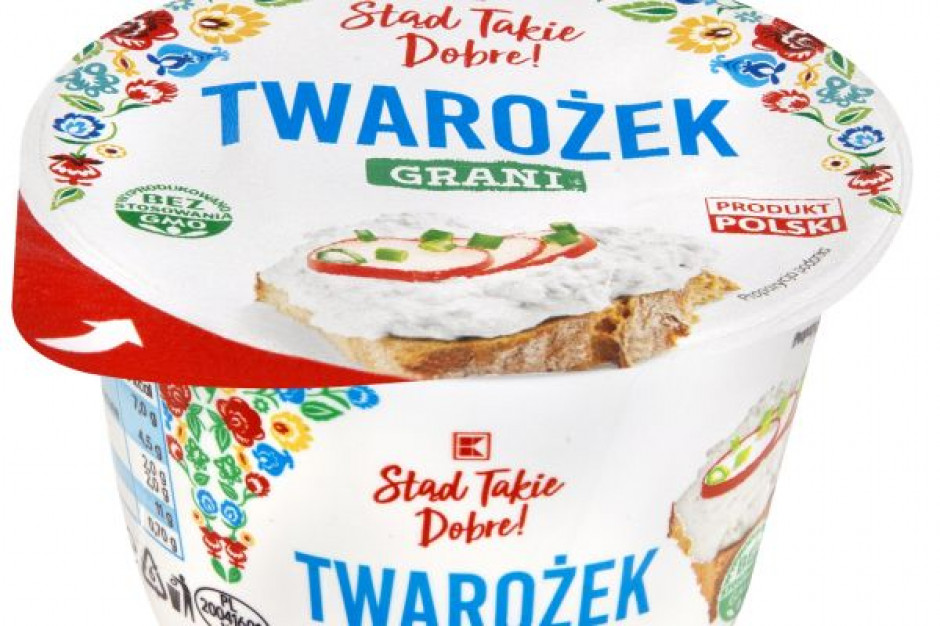 Kaufland oferuje teraz klientom własne produkty nabiałowe marek K-Classic oraz K-Stąd Takie Dobre! opatrzone biało-zielonym znakiem „Wyprodukowano bez stosowania GMO”. fot. materiały prasowe Kaufland rozszerza asortyment artykułów marki własnej bez GMO