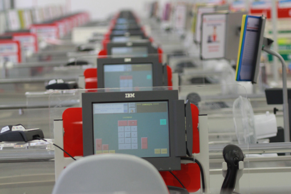 Auchan przyznaje dodatkowe bony zakupowe dla pracowników. fot. PTWP Auchan przyznaje dodatkowe bony zakupowe dla pracowników