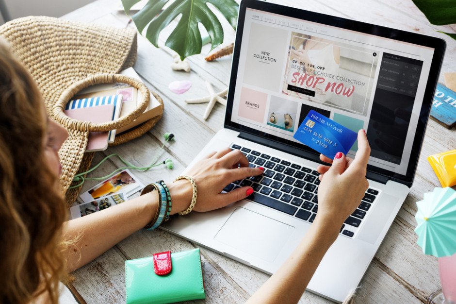 fot. Shutterstock UOKiK ostrzega konsumentów przed nieuczciwymi praktykami podczas wyprzedaży