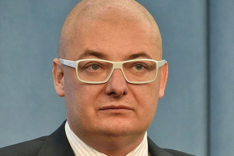 Pracujący w niedziele powinni dostawać większe wynagrodzenie - powiedział w środę wicemarszałek Senatu Michał Kamiński. fot. archiwum Kamiński: Popieramy niedziele handlowe, ale z wyższym wynagrodzeniem