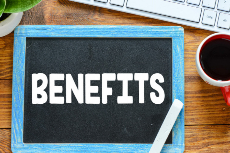 Benefity w dobie koronawirusa. Co firmy oferują pracownikom?/ fot. shutterstock Benefity w dobie koronawirusa