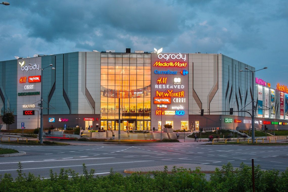 CPI Property Group (CPIPG), właściciel nieruchomości komercyjnych w Czechach, Berlinie i regionie Europy Środkowo-Wschodniej, przedłużył umowę najmu z Carrefour Polska / fot. materiały prasowe Carrefour z nową umową najmu w CH Ogrody w Elblągu