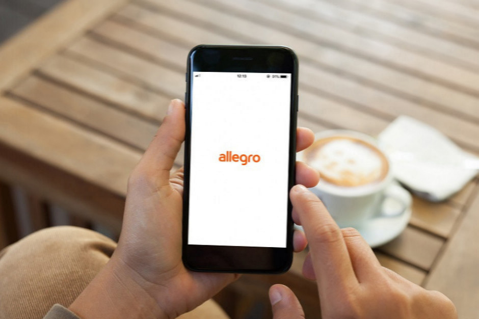 Allegro chce zamówić 3 tys. maszyn paczkowych