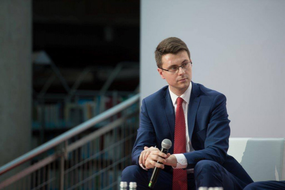 Müller: na początku przyszłego tygodnia kompleksowa informacja nt. obostrzeń Müller: na początku przyszłego tygodnia kompleksowa informacja nt. obostrzeń