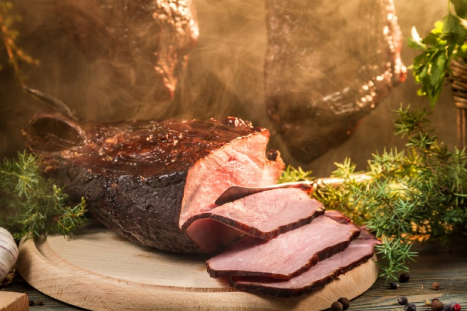Niemieccy ekolodzy chcą nadal ograniczać innym spożycie mięsa /fot. Shutterstock Zdaniem niemieckich ekologów spożycie mięsa nadal zbyt duże