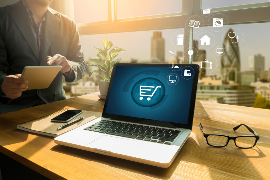 E-commerce: Ponad połowa klientów opuszcza sklep, gdy tylko pojawia się problem (raport)