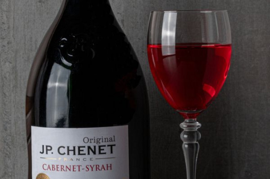 fot. Shutterstock Platinum Wines zaczyna współpracę z największą na świecie francuską marką wina, chce potroić jej sprzedaż