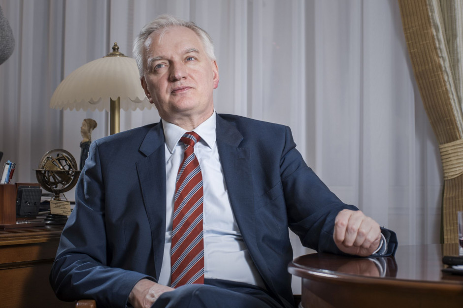 Najdotkliwszą karą dla firm łamiących przepisy będzie wyłączenie z Tarczy Branżowej i Finansowej - mówił w piątek wicepremier, szef MRPiT Jarosław Gowin. fot. PTWP Gowin: Wyłączenie z tarcz pomocowych karą za otwarcie działalności mimo restrykcji