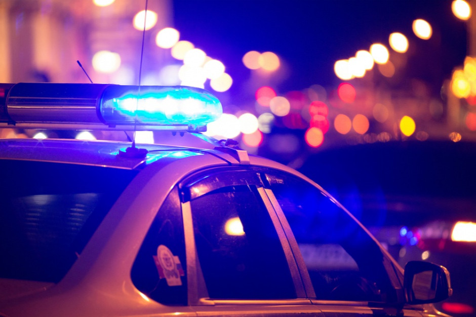 Nielegalna impreza w jednym z lokali w centrum Warszawy. Interweniowała policja / fot. shutterstock Nielegalna impreza w jednym z lokali w centrum Warszawy. Interweniowała policja