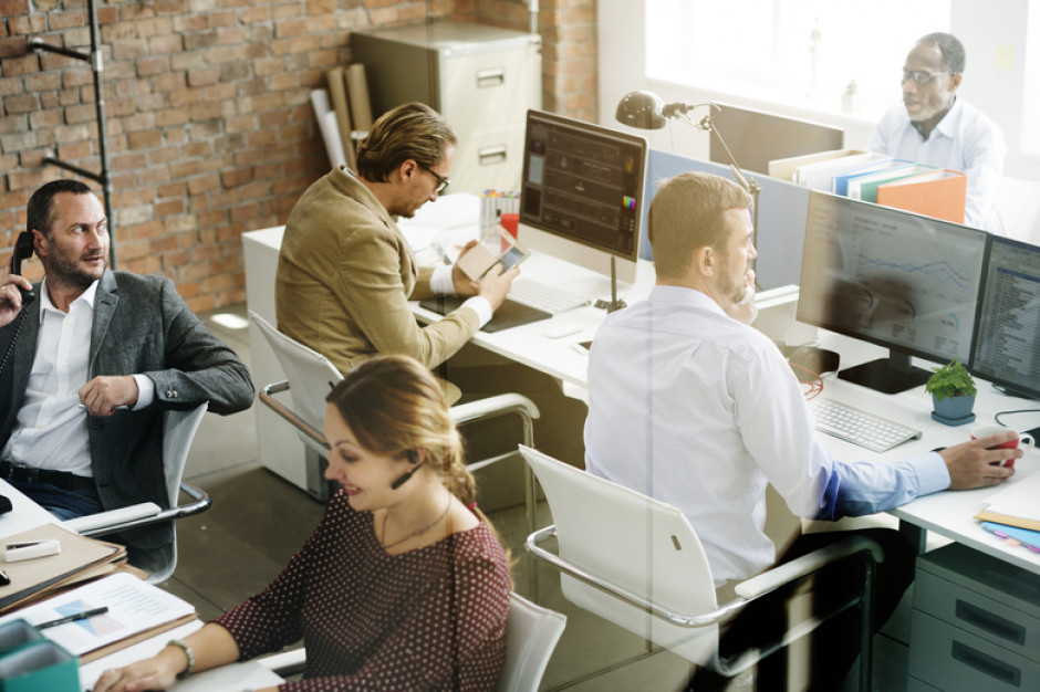 Pandemia przetasowała ofertę benefitów - zyskało m.in. zdrowie pracowników ; fot. shutterstock Pandemia przetasowała ofertę benefitów - zyskało m.in. zdrowie pracowników