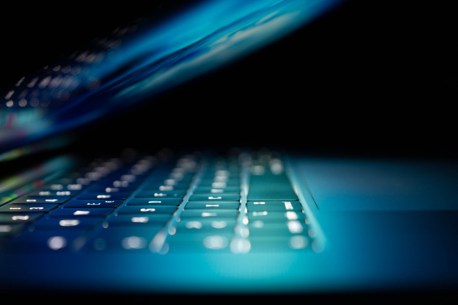 Pandemia przyspieszyła rozwój cyfrowych kanałów sprzedaży; fot. unsplash.com EY: pandemia przyspieszyła rozwój cyfrowych kanałów sprzedaży