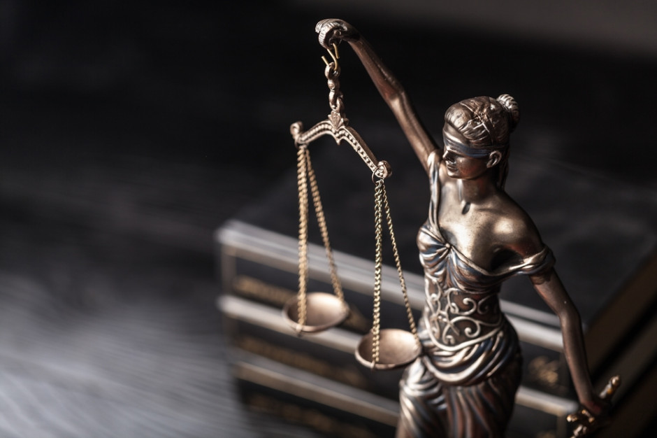 fot. Shutterstock Polska wygrywa z KE przed TSUE ws. podatku od sprzedaży detalicznej