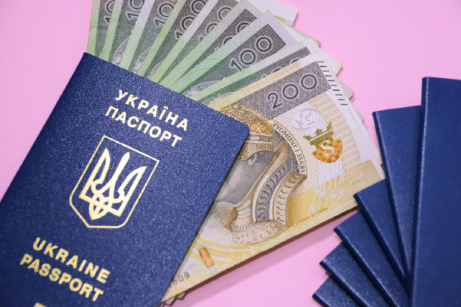 Ponad 70 proc. obcokrajowców pracujących w Polsce to Ukraińcy; fot. shutterstock.com Ponad 70 proc. obcokrajowców pracujących w Polsce to Ukraińcy