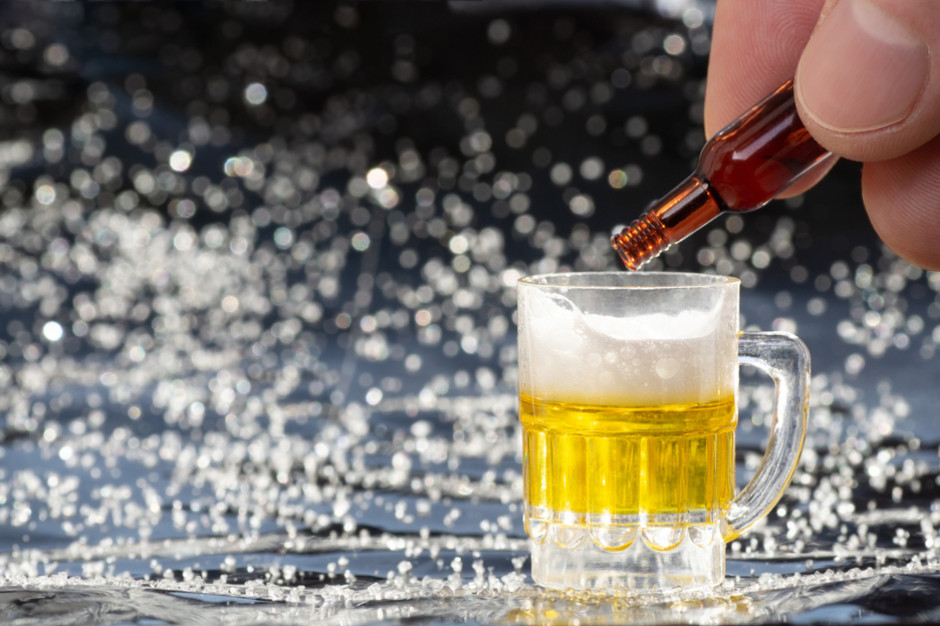 Pandemia koronawirusa COVID-19 nie jest jedynym czynnikiem wpływającym na spadki sprzedaży piwa w Europie fot. Shutterstock Branżę piwną w Europie pogrąża nie tylko Covid-19