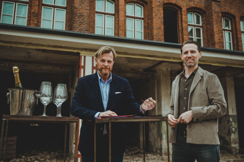 Robert Mielżyński i Gerard Schuurman fot. materiały prasowe Mielżyński Wines Spirits Specialties w zabytkowym budynku Stoczni Cesarskiej