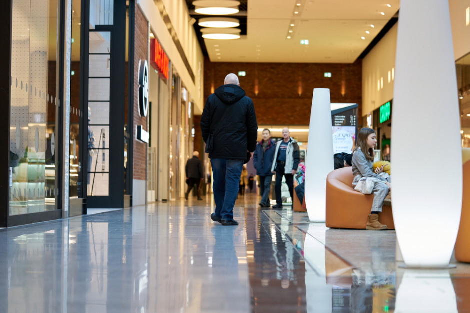 PRCH: straty branży centrów handlowych rosną o kolejne miliardy; fot. shutterstock PRCH: straty branży centrów handlowych rosną o kolejne miliardy