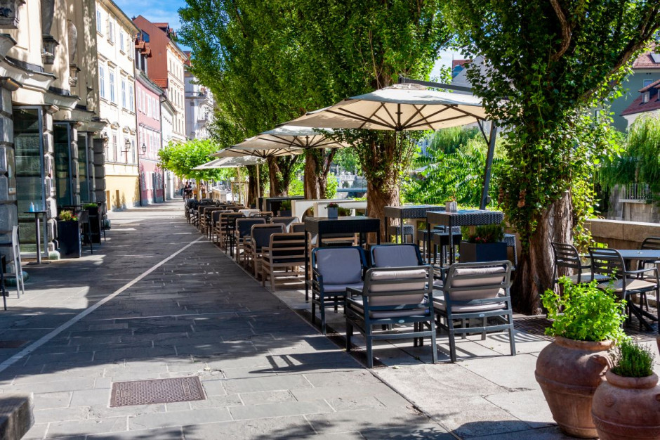 Kiedy otwarcie ogródków?; fot. shutterstock.com Gastronomia: niech rząd pozwoli na otwarcie ogródków od majówki