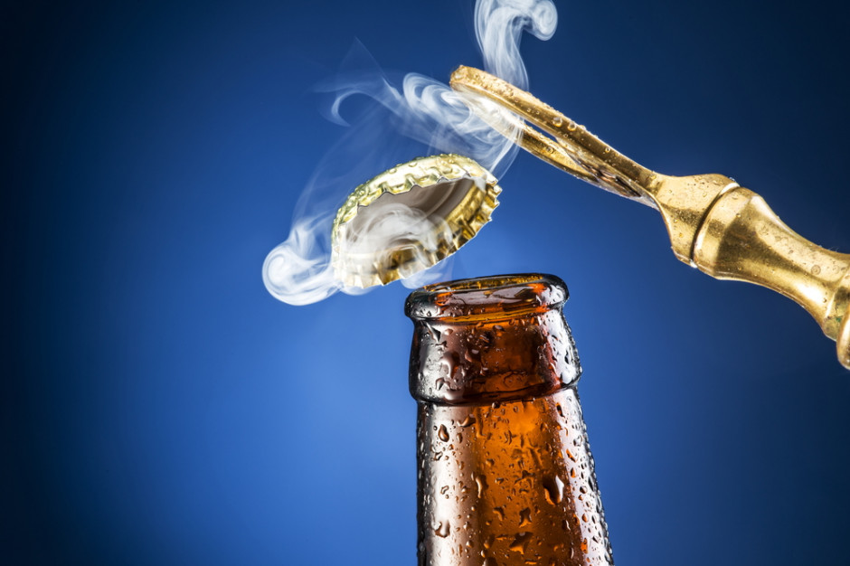 Produkcja piwa spadła w marcu 2021 r. o 2,0 proc. w ujęciu rdr, ale w ujęciu miesięcznym wzrosła aż o 30,1 proc. fot. Shutterstock Produkcja piwa ostro przyspieszyła przed sezonem