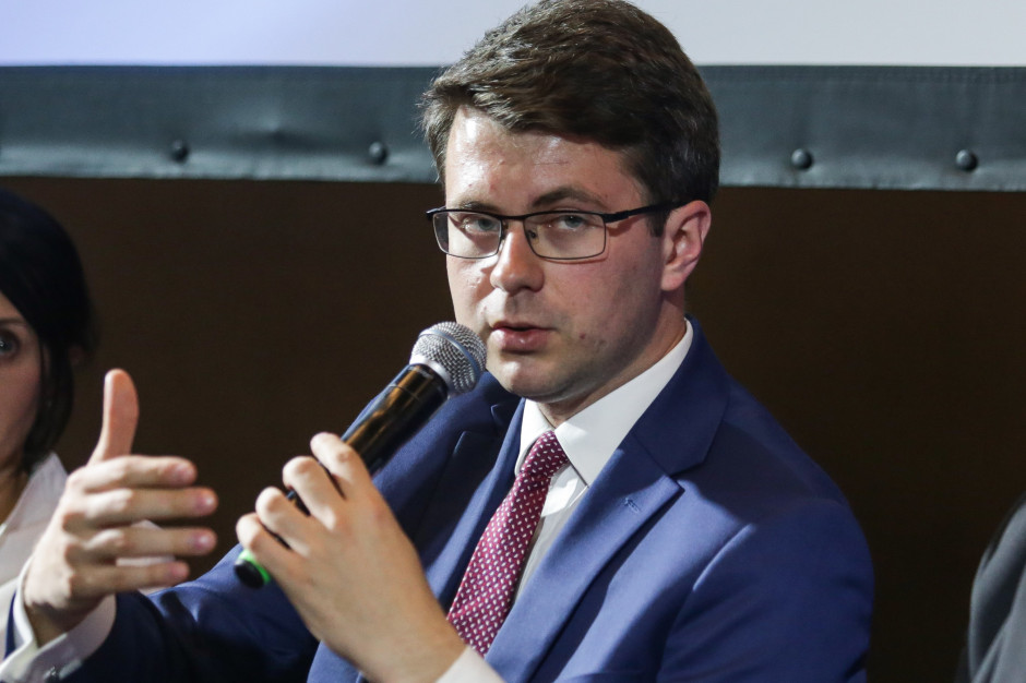 Piotr Muller: Proporcjonalnie do zakresu obostrzeń, część środków dotycząca pomocy, może być utrzymana. fot. PTWP Müller: Znoszenie obostrzeń nie oznacza końca pomocy dla firm