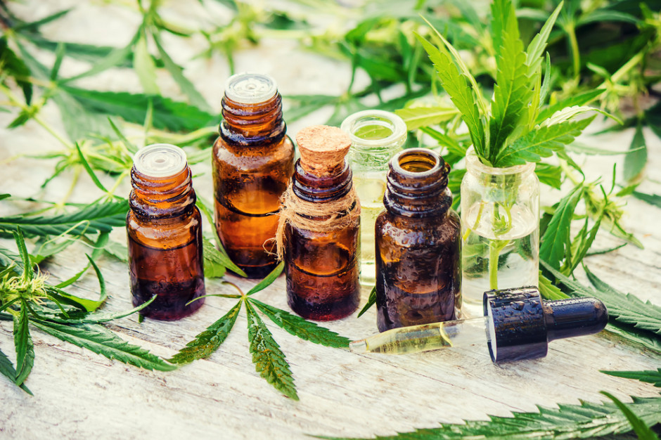 Spółka Vabun SA podpisała porozumienie o podstawowych warunkach transakcji (Term Sheet) z Cosma Cannabis Sp. z o.o. w sprawie połączenia obu spółek. fot. Shutterstock Przejęcie w branży konopnej. Vabun łączy się z Cosma Cannabis