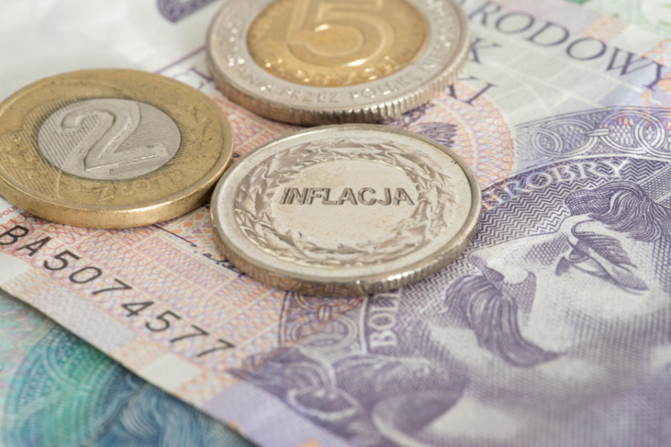 Inflacja w maju przekroczy 4,5 proc.; to skutek wysokiego wzrostu cen paliw, które jeszcze w drugiej połowie roku będą podnosić inflację średnio o 1 pkt proc. fot. Shutterstock PIE: inflacja w maju ponad 4,5 proc. przez wzrosty cen paliw