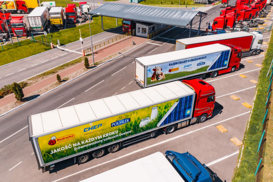 Partnerstwo Biedronki, Polmlek i CHEP w łańcuchu dostaw, fot. materiały prasowe Partnerstwo Biedronki, Polmlek i CHEP w łańcuchu dostaw