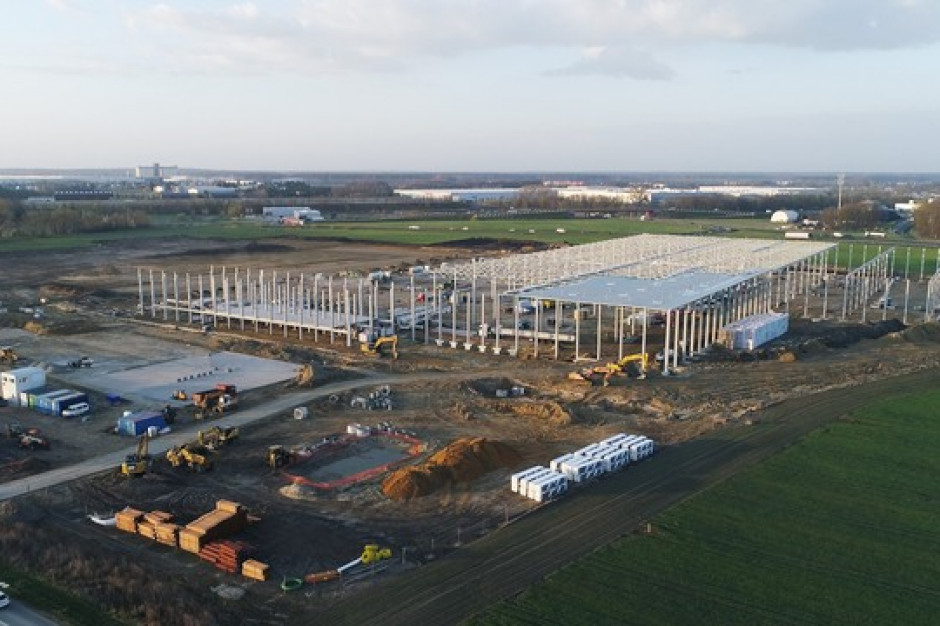 Panattoni dostarczy obiekt BTS o powierzchni 105 000 m kw. dla DHL Supply Chain. Przedsiębiorstwo prowadzić będzie operacje logistyczne m.in dla Zalando, realizowane na wielu rynkach europejskich – w tym polskim i niemieckim. / fot. materiały prasowe Panattoni buduje dla Zalando