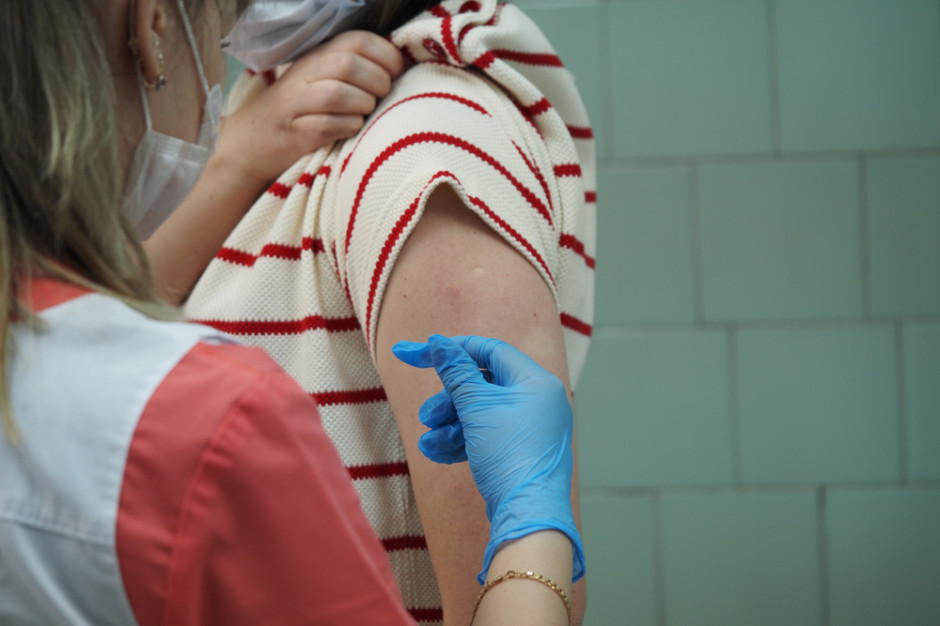 WHO: Pandemia Covid-19 nie zakończy się, dopóki co najmniej 70 procent światowej populacji nie zostanie zaszczepione. fot. shutterstock WHO: Pandemia skończy się, gdy zaszczepimy 70 procent populacji