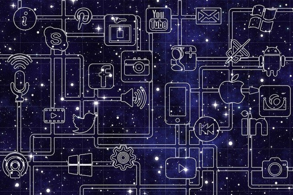 Połowa polskich firm nie bierze pod uwagę potrzeb klientów przy transformacji cyfrowej fot. pixabay.com Transformacja cyfrowa. Firmy nie biorą pod uwagę potrzeb klientów?