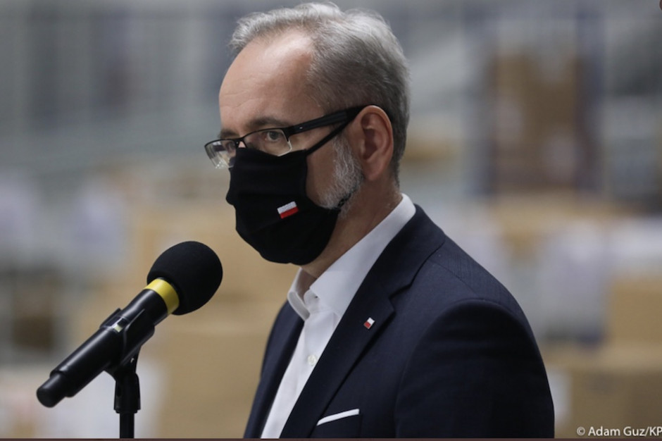 W środę poinformujemy o szczegółach "luzowania" obostrzeń do 26 czerwca, w najbliższy okresie myślimy o kosmetycznych zmianach - zapowiedział we wtorek minister zdrowa Adam Niedzielski. fot. KPRM Niedzielski: W środę szczegóły luzowania obostrzeń do 26 czerwca