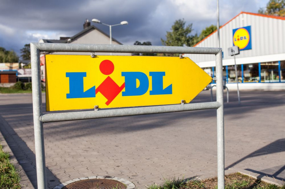 Klienci lidl-sklep.pl od czerwca będą mogli skorzystać z nowej opcji dostawy; fot. shutterstock Lidl: zakupy z e-sklepu trafią do paczkomatów