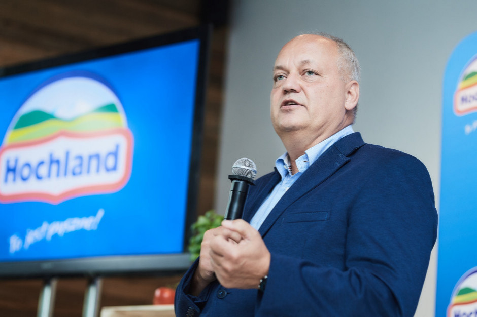 Hochland dostrzega trudności producentów mleka