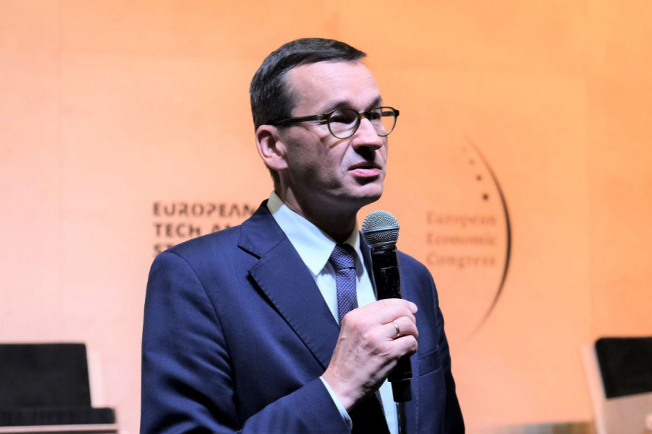 Mateusz Morawiecki, fot. PTWP Rząd bierze pod uwagę pesymistyczny scenariusz rozwoju pandemii