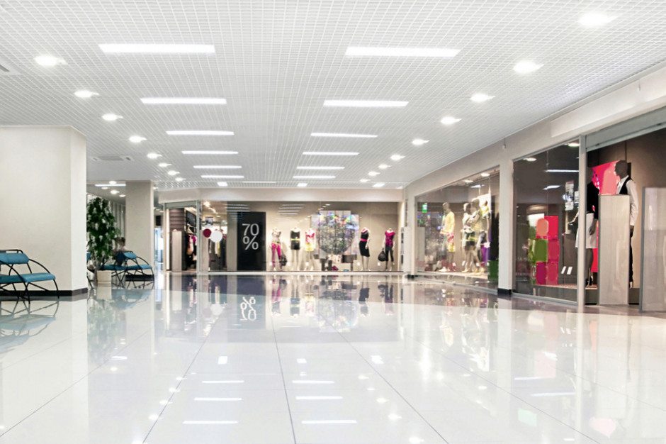 Czerwiec był najlepszym miesiącem wśród odwiedzających galerie handlowe; fot. shutterstock Galerie handlowe odżyły w czerwcu