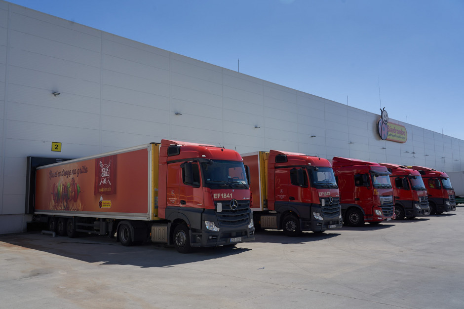 Flota transportowa Biedronki oprócz funkcji logistycznej pełnić będzie dodatkową rolę – będzie platformą marketingową / fot. materiały prasowe Flota transportowa Biedronki nośnikiem reklam